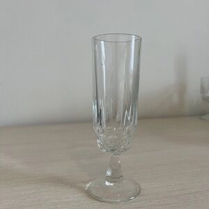 Arcoroc France “ARTIC” Clear Vertical Wedge Cut Flat Champagne Flute